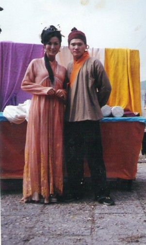 ���ڰ���һ������