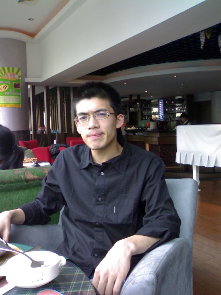 ���ݰ���С˧����