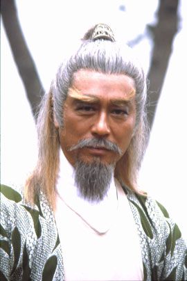 �Ϻ����ΰ���