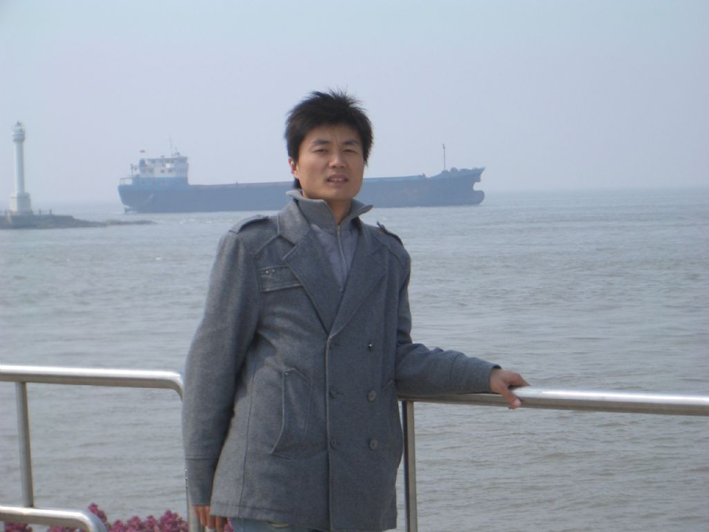 ����������΢Цʱ����