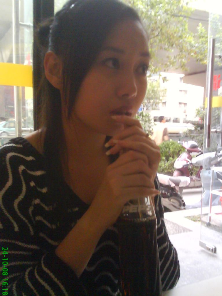 ����������