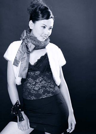 ���ξ���