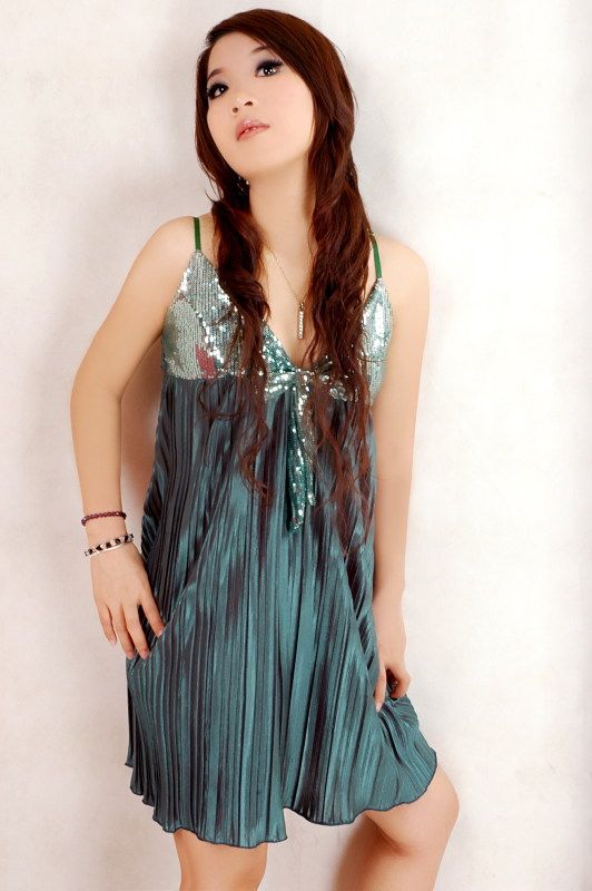 ���α���