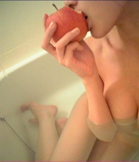 Ƭ