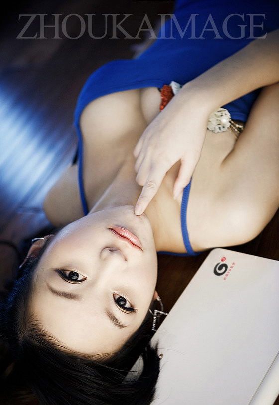 Ƭ