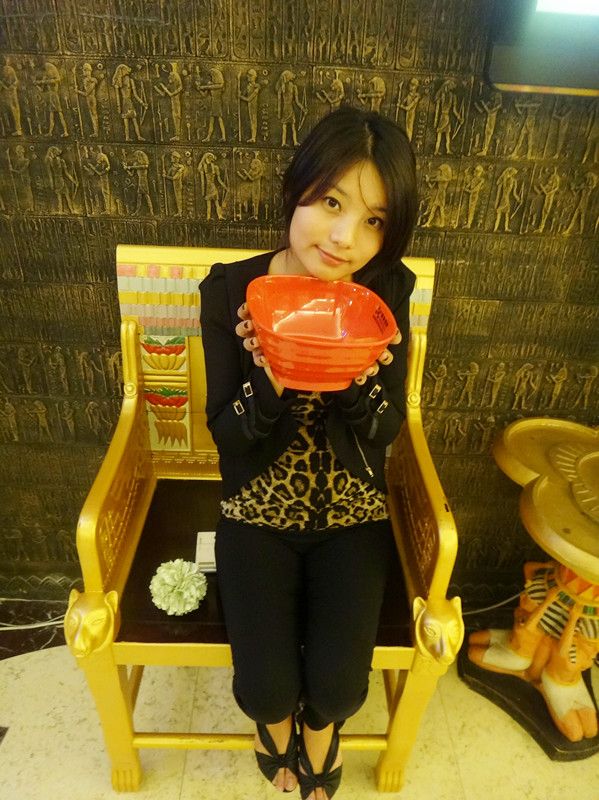 ��������