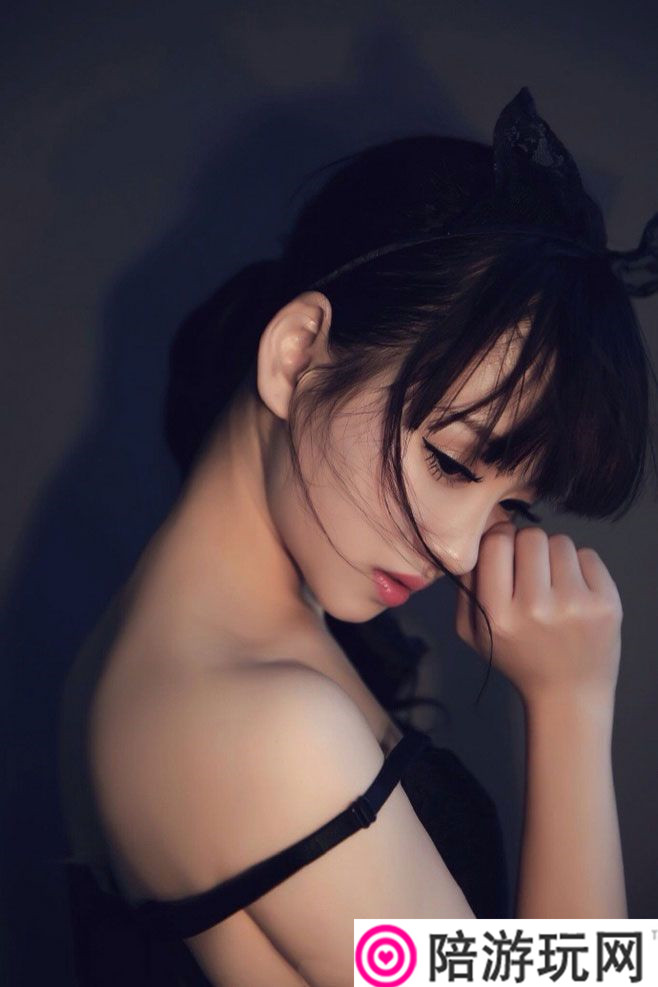 Ƭ