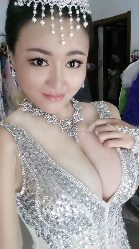 Ƭ