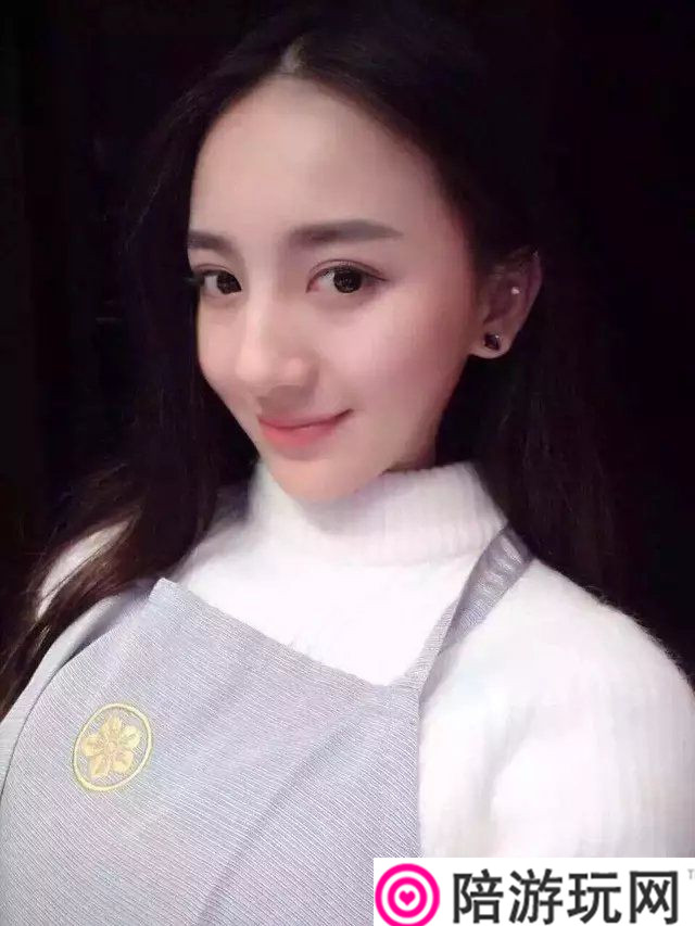 Ƭ