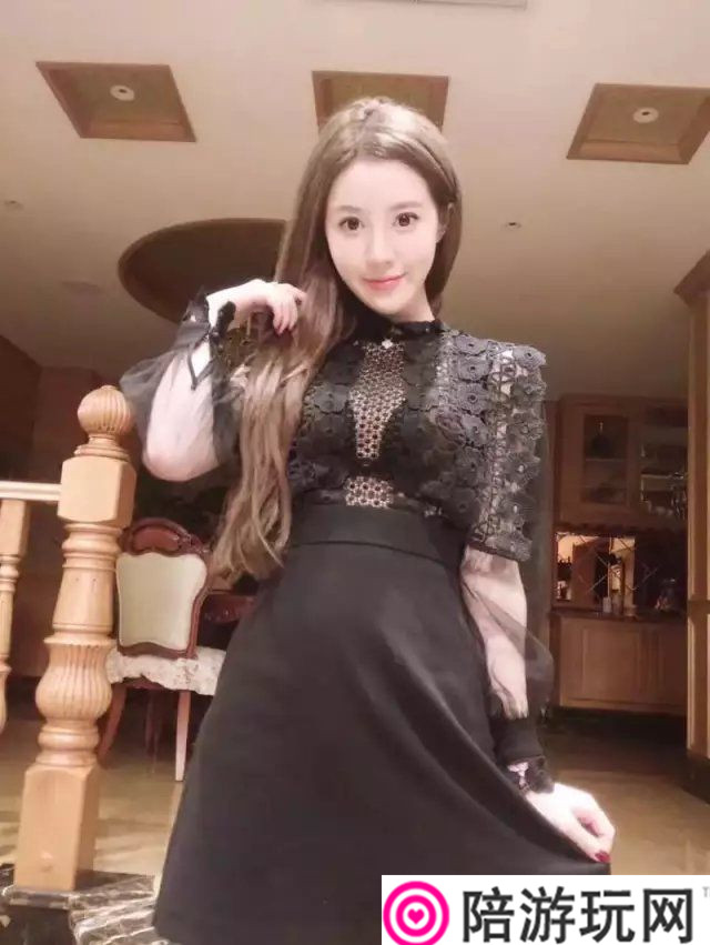 Ƭ