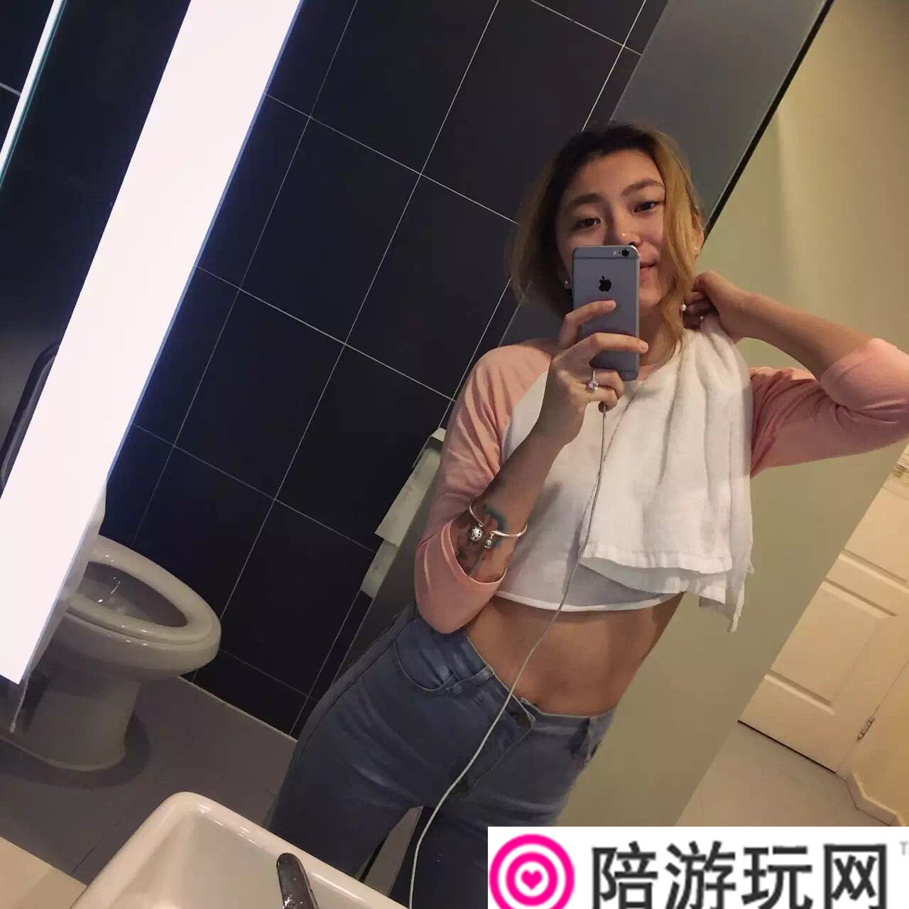 Ƭ