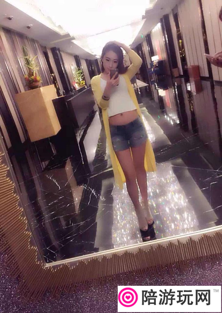 Ƭ