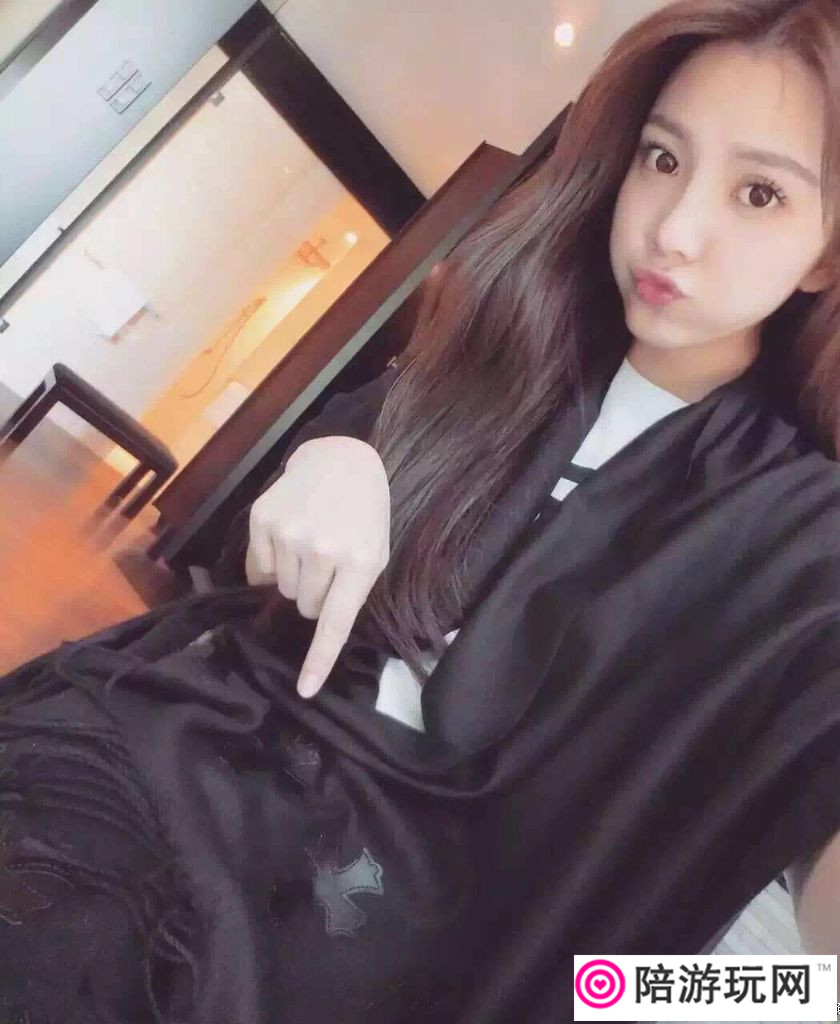 Ƭ