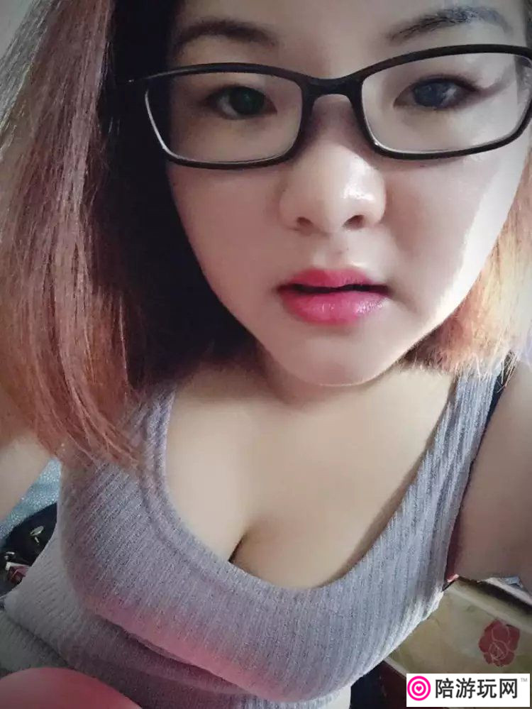 Ƭ