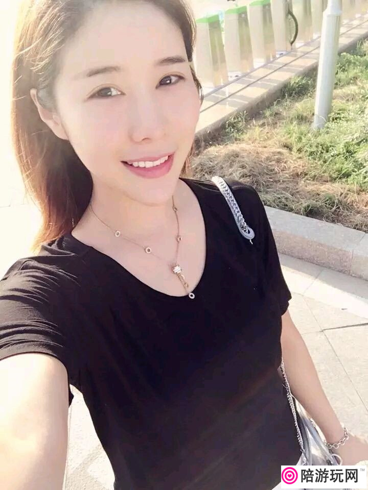 Ƭ