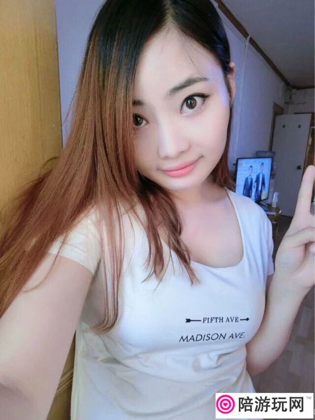 Ұ