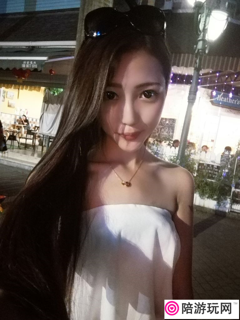 ڰ汦