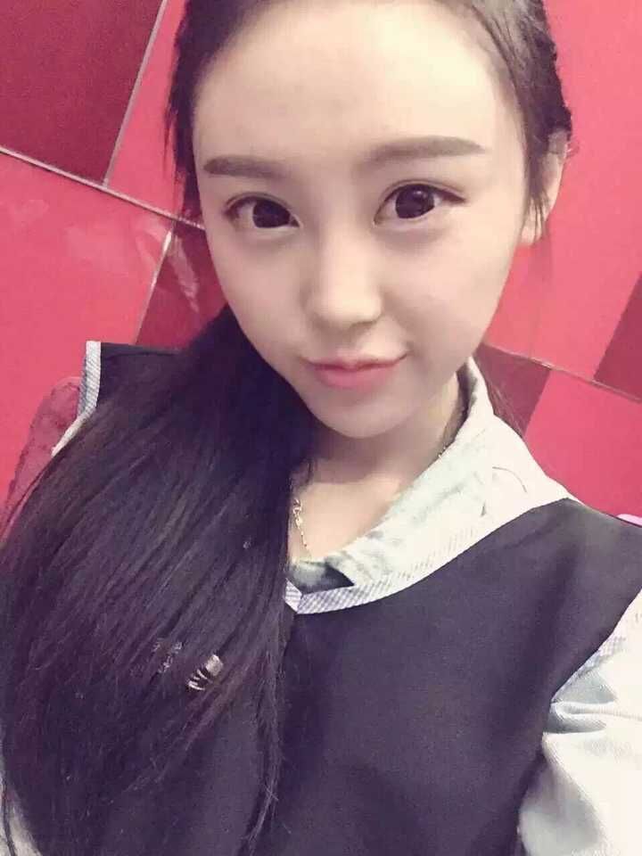 ˣ