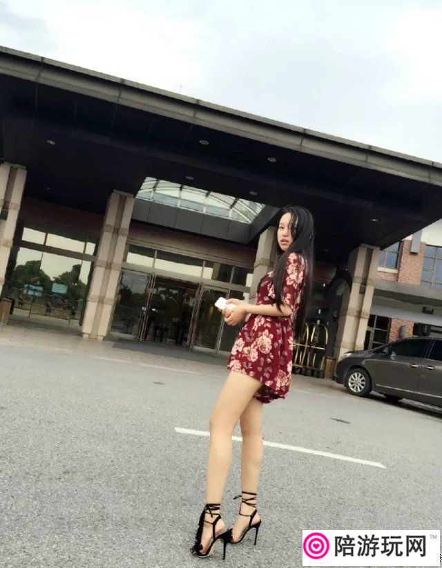 Ƭ