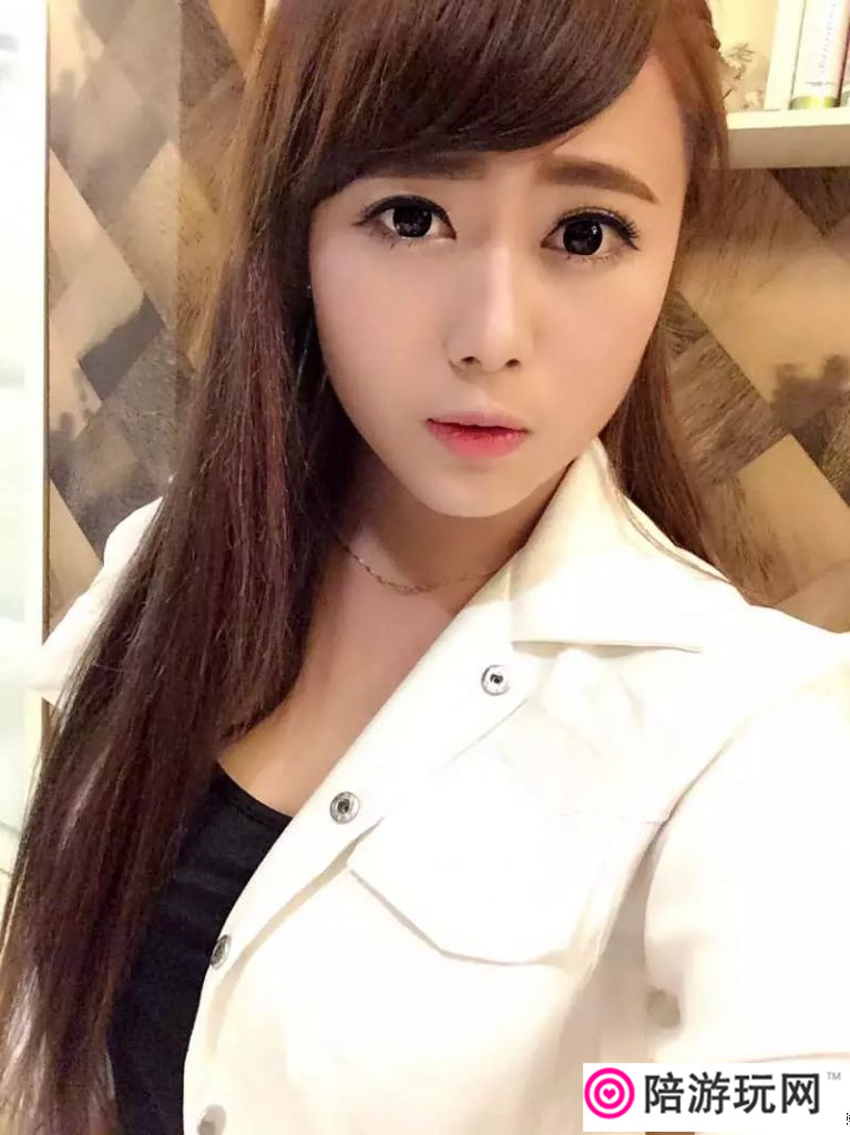 Ƭ