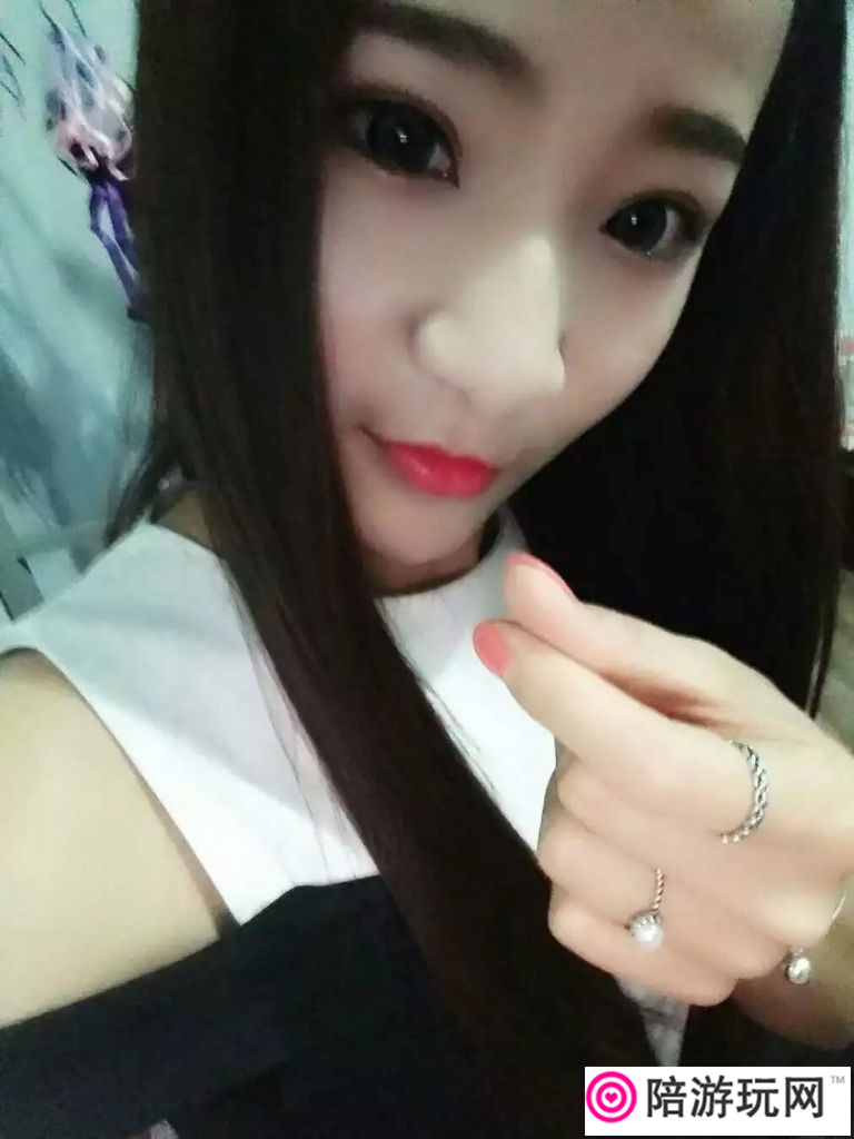 Ƭ