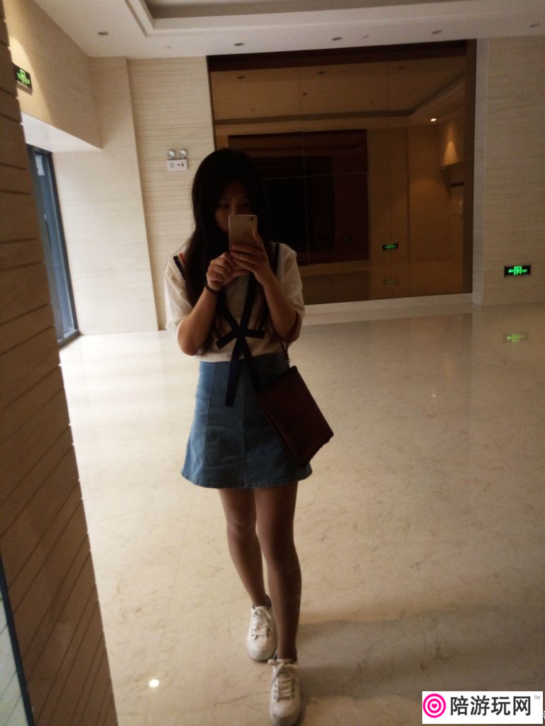 �Ϻ����ΰ���