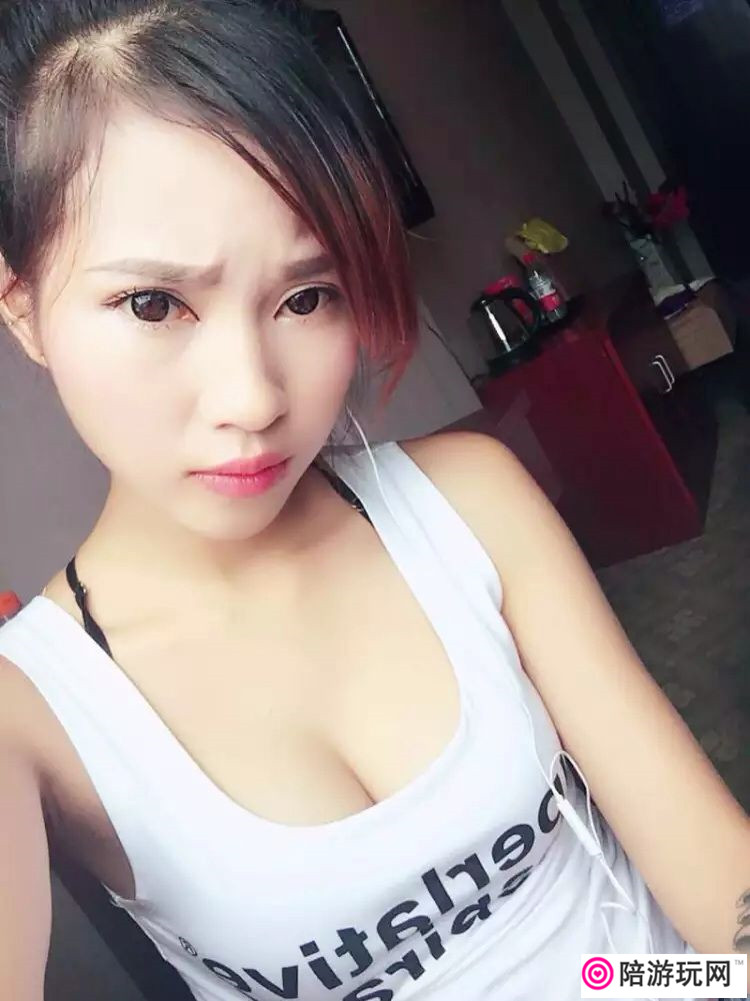 Ƭ