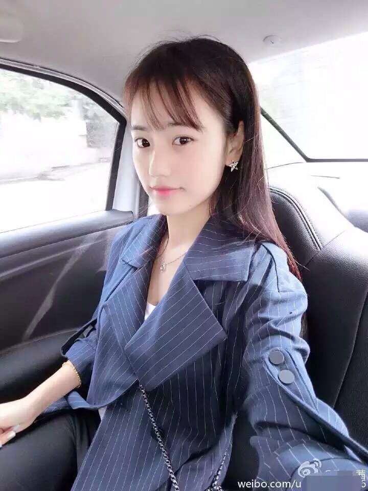 Ů