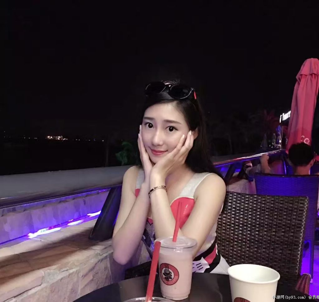 麣