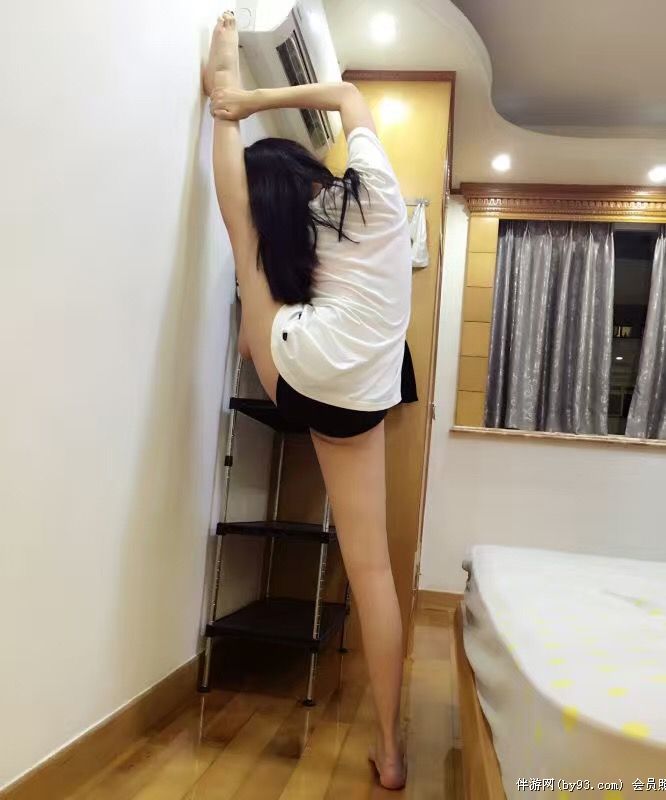 麣