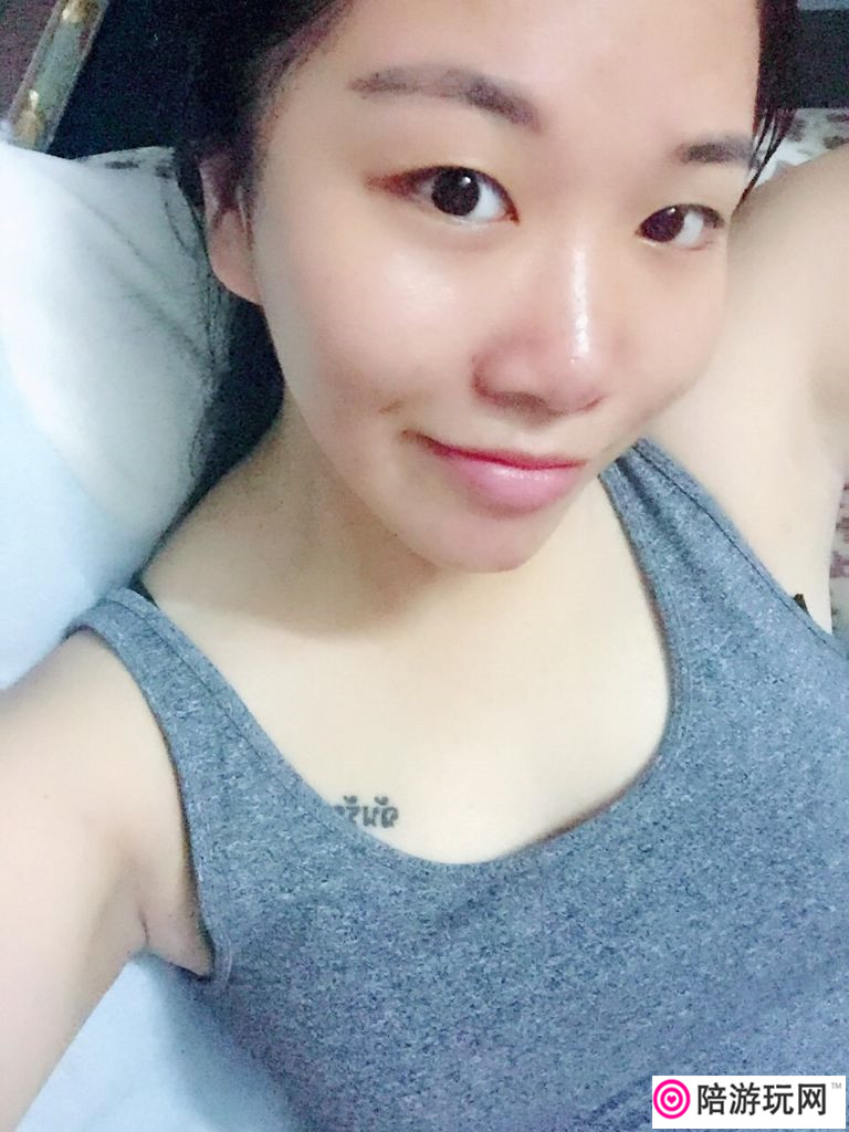 Ů