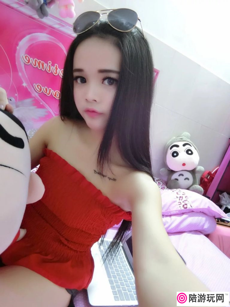 Ƭ