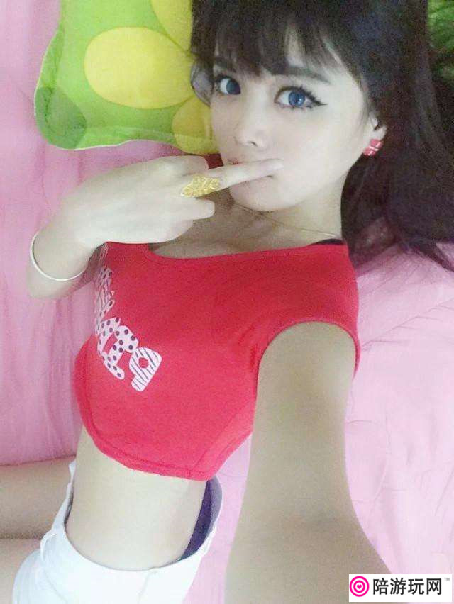 Ƭ