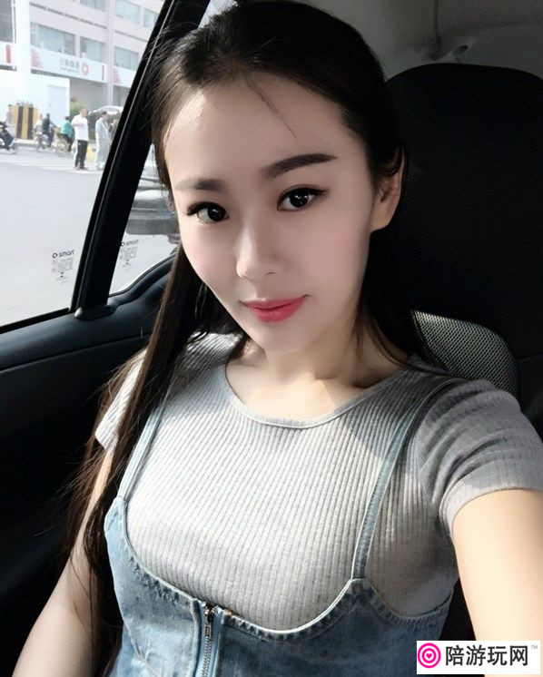 Ƭ
