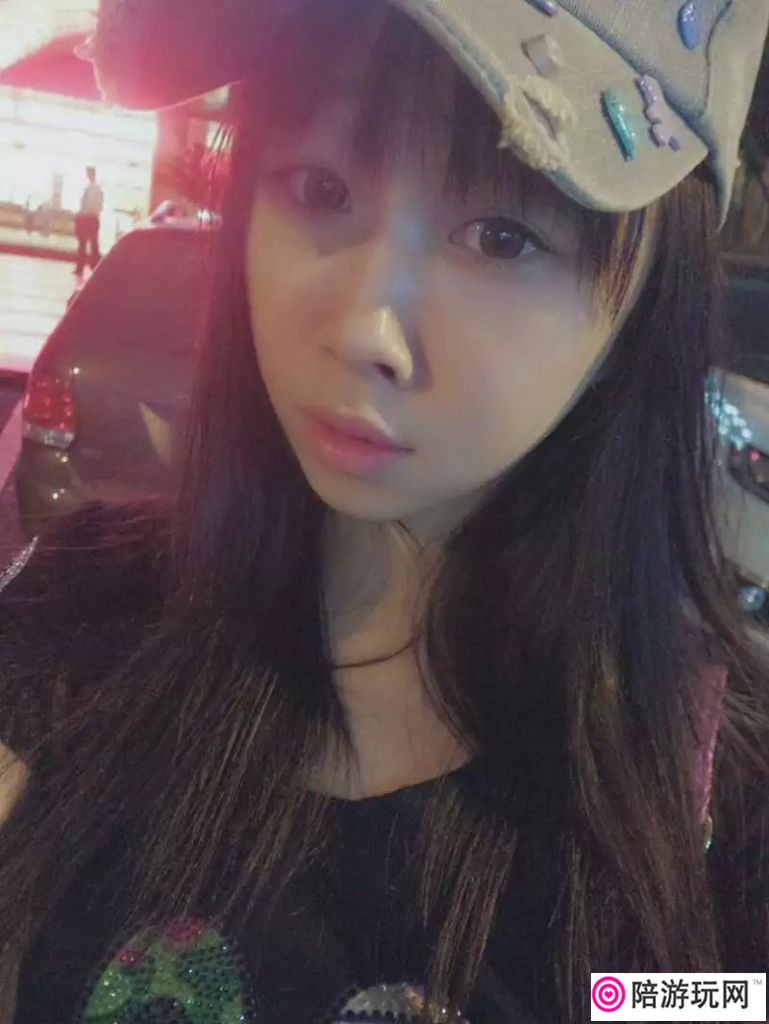 Ƭ