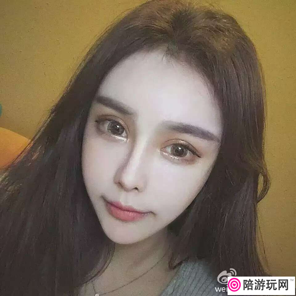 Ƭ