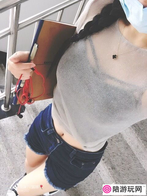 Ƭ