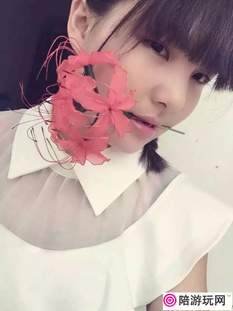 Ƭ