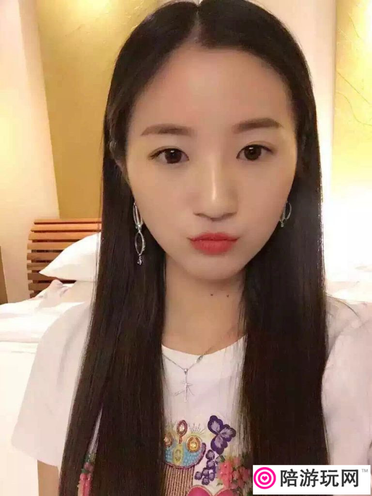 Ƭ