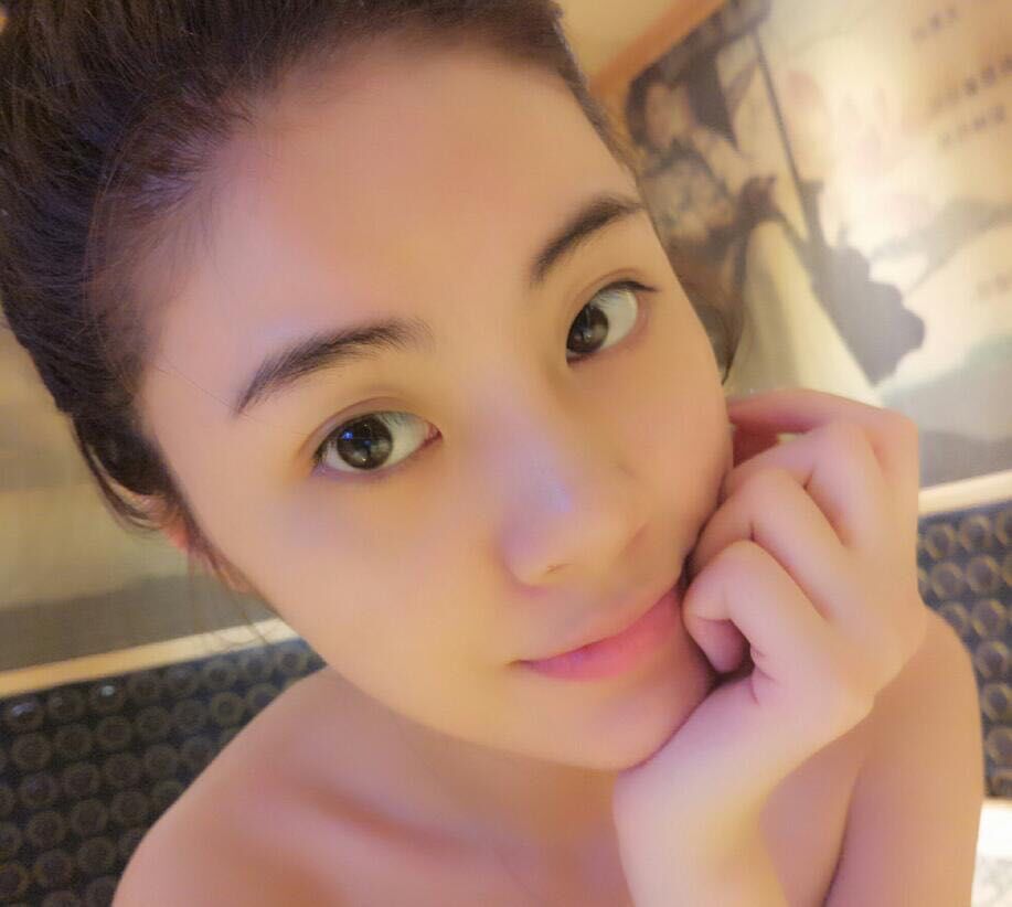 ˭