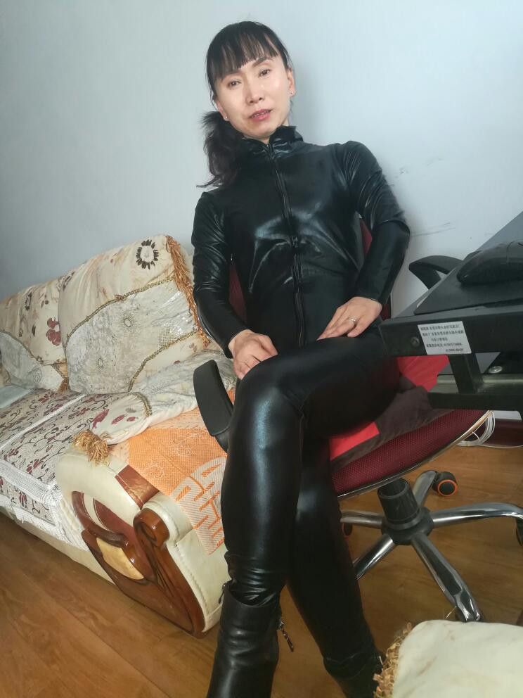 Ƭ