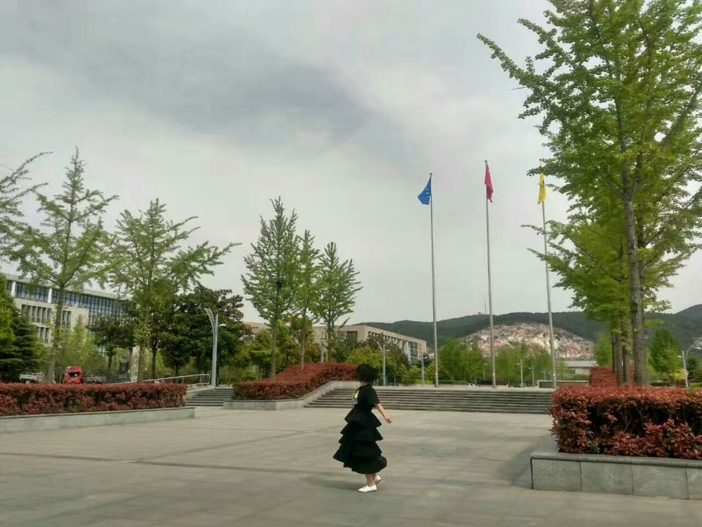 Ƭ