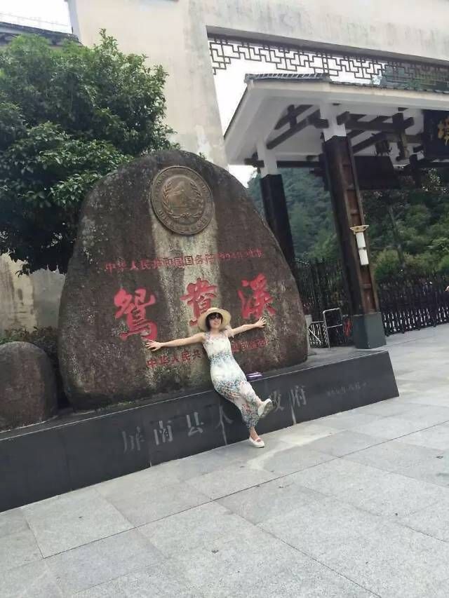 °ɫ