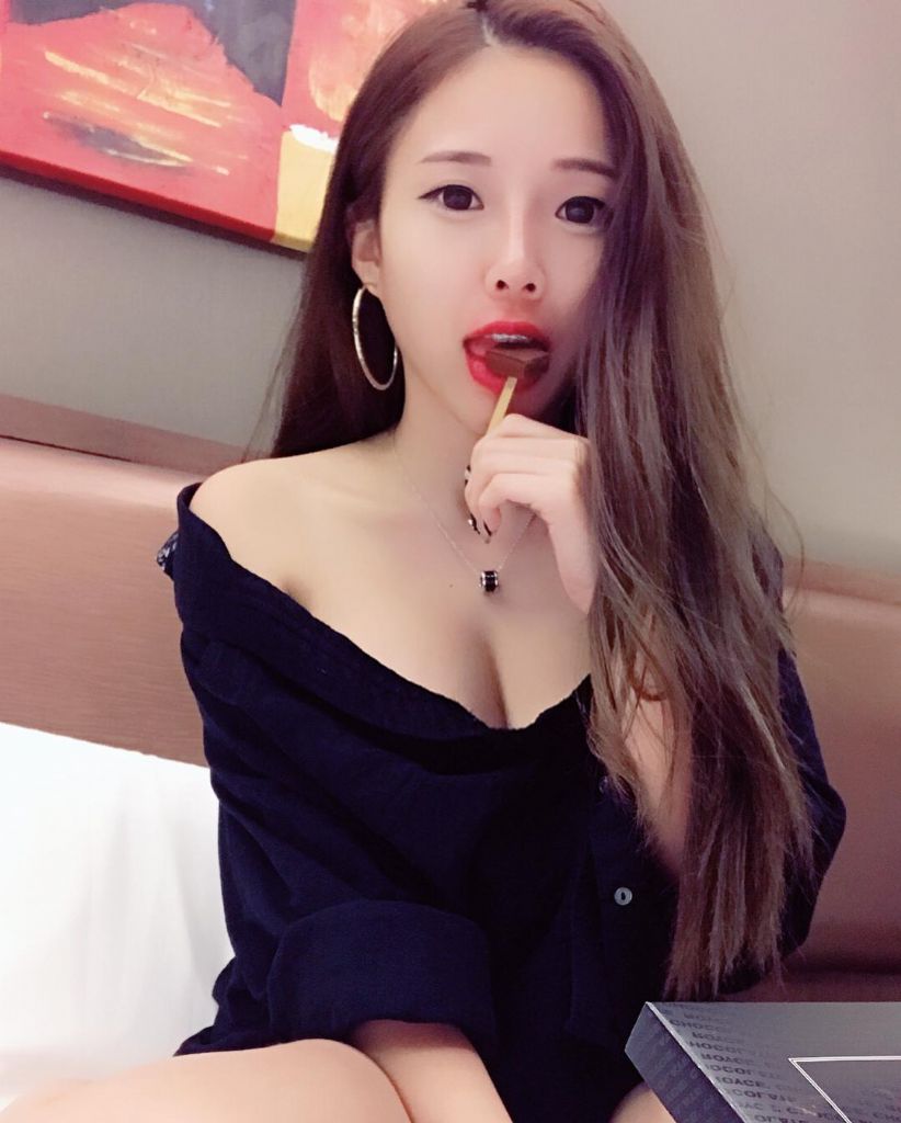Ƭ