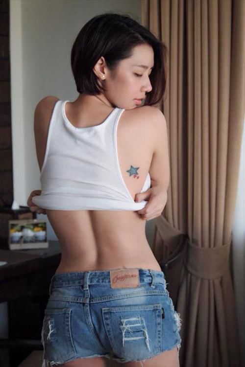Ƭ