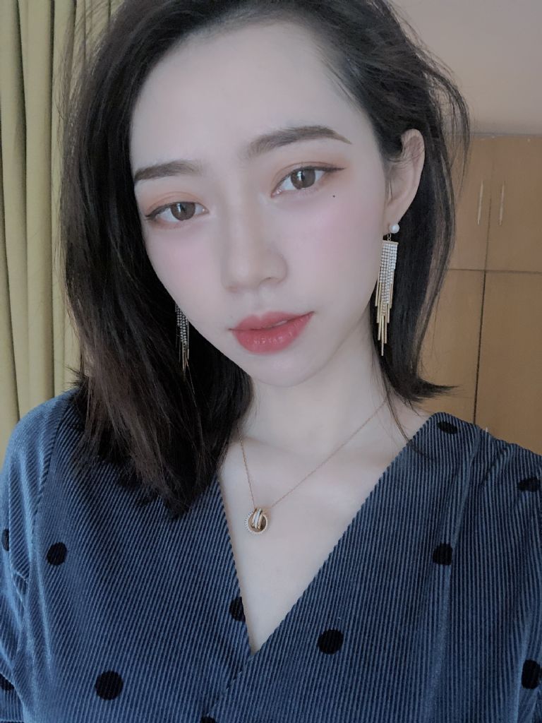 Ƭ