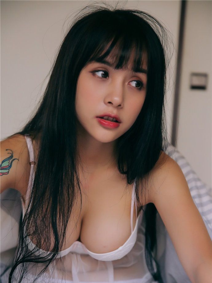 Ƭ