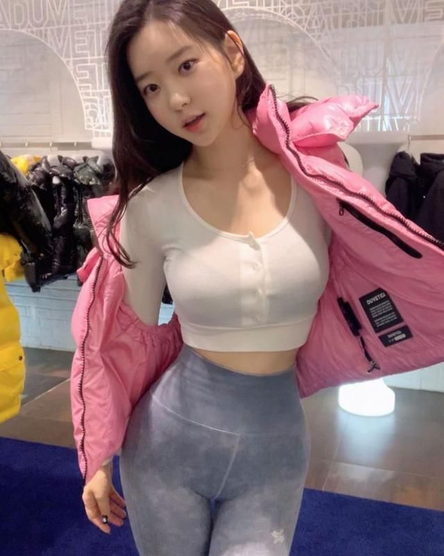 Ƭ
