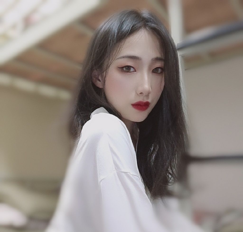 Ƭ
