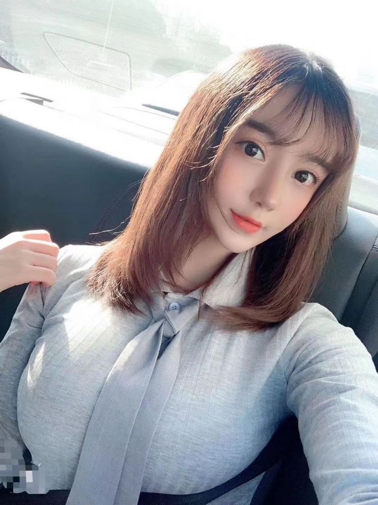 Ϻ